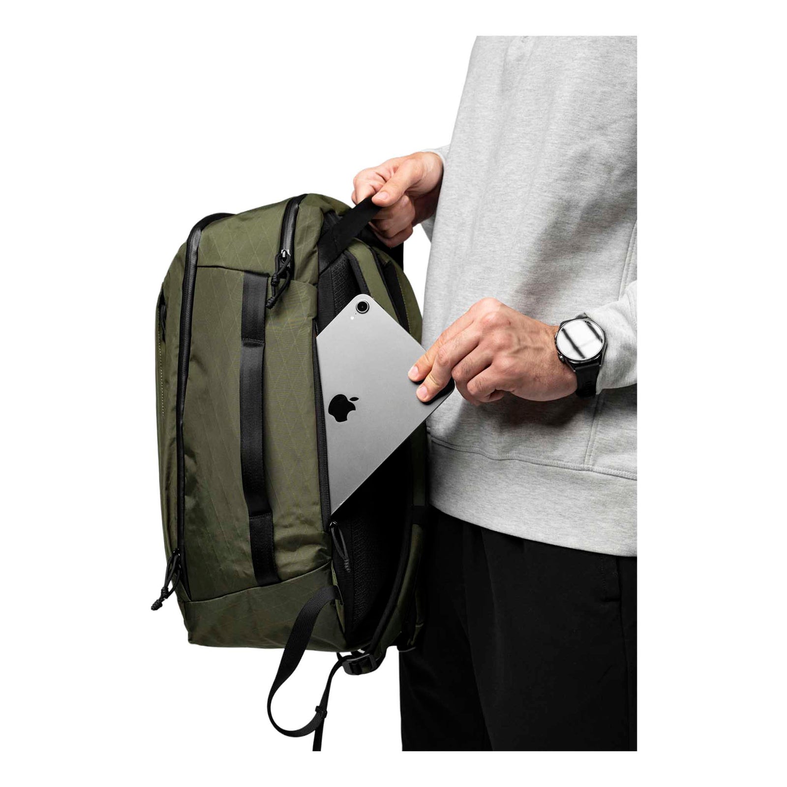 Traverse Backpack 30L