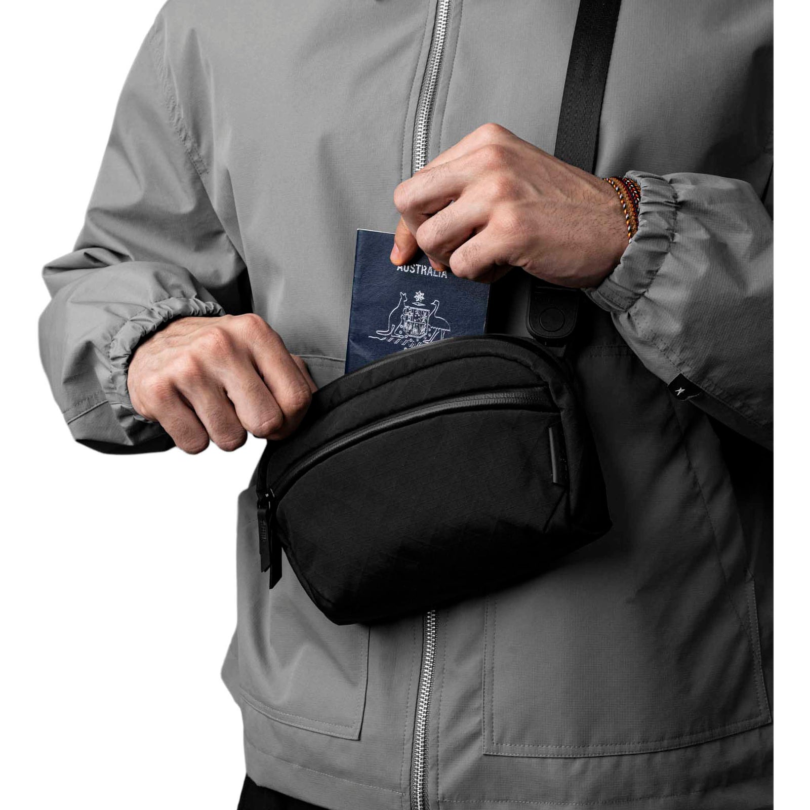 Flight Sling 1L Alpaka AA010530126 Sling Bags 1L / Black | Axogrid 210D