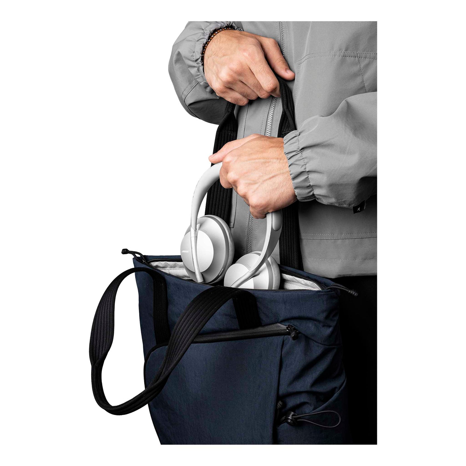 Flow Totepack Alpaka AA010850624 Tote Bags 14L / Blue | Axoflux 400D Washed Nylon