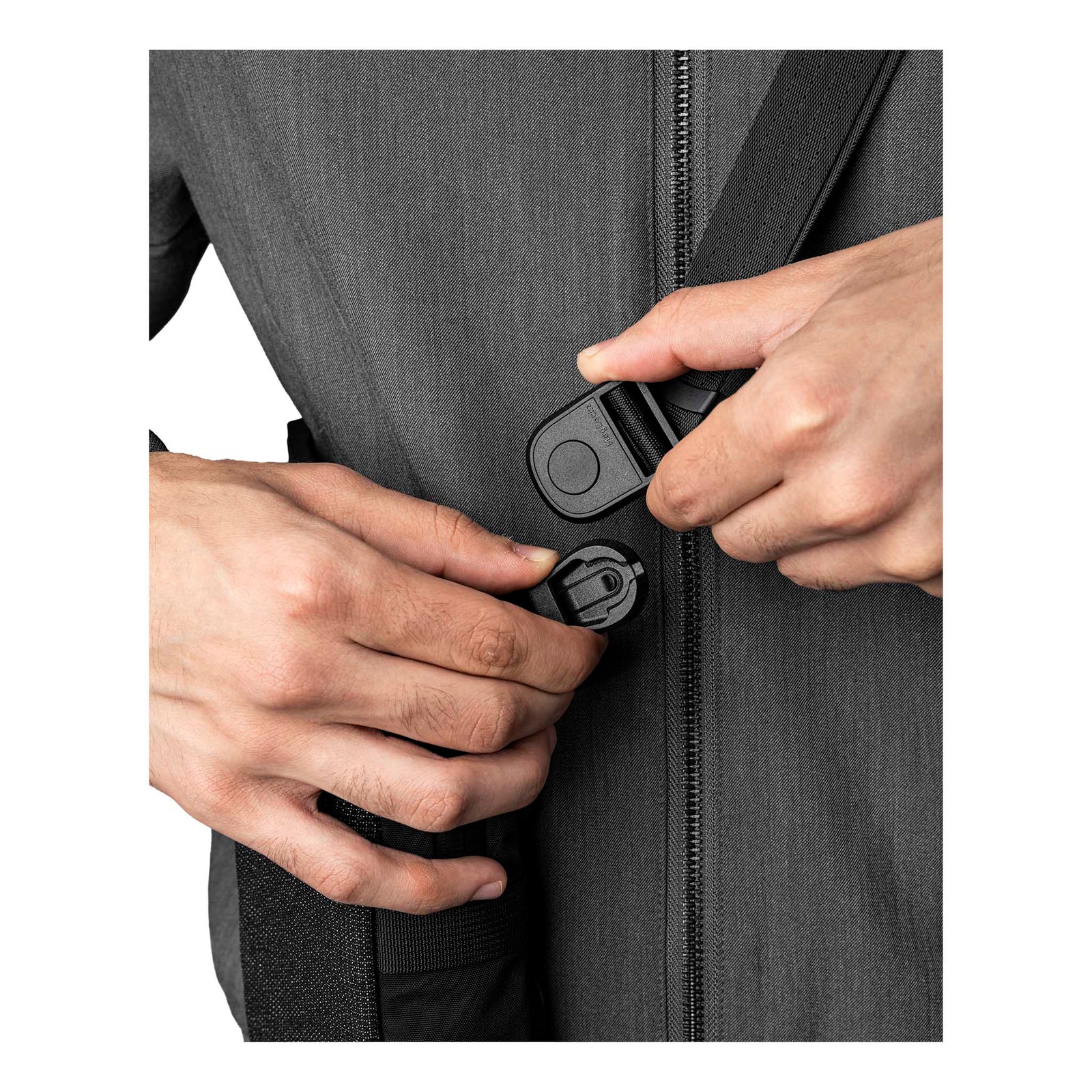 Modular Shoulder Pocket Max Alpaka AD010930131 Phone Pockets Max / Black | Axoflux 400D Washed Nylon