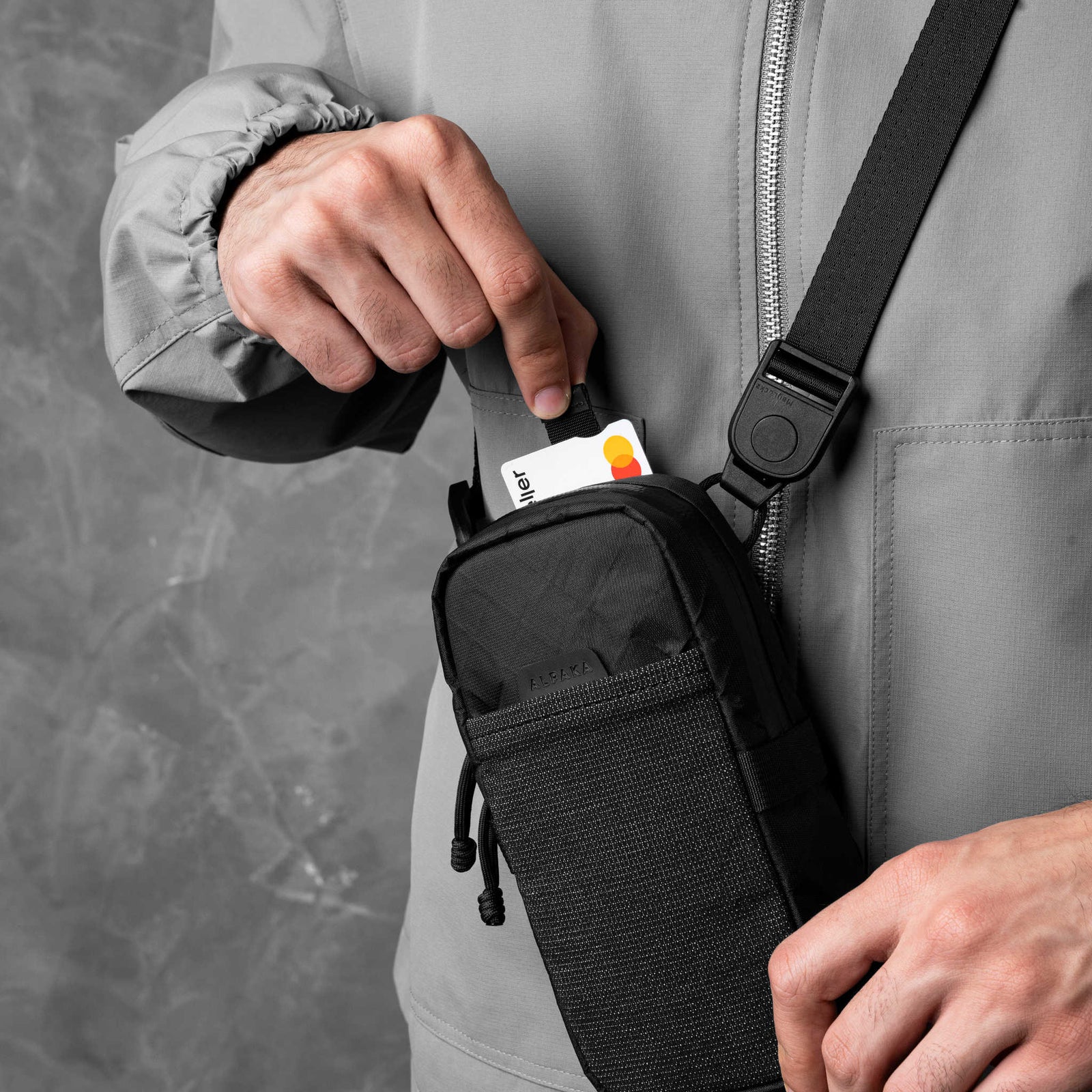Modular Shoulder Pocket Max Alpaka AD010930130 Phone Pockets Max / Black Ultradyne 100D