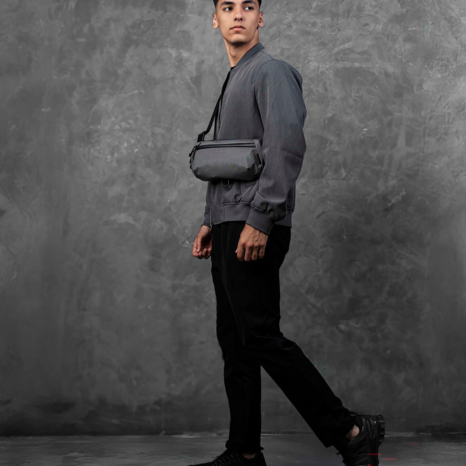 Momentum Sling Alpaka AD010950232 Sling Bags One Size / Axodyne Hybrid Grey