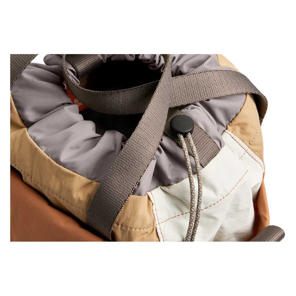 Cinch Bucket Bag Bellroy BHTA-SDN-243 Tote Bags 9L / Sand Dune