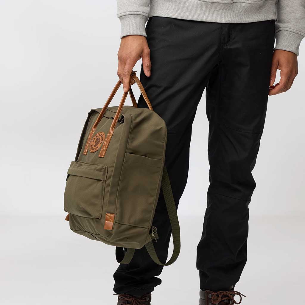 Kånken No. 2 Fjällräven F23565-633 Backpacks 16L / Dark Olive