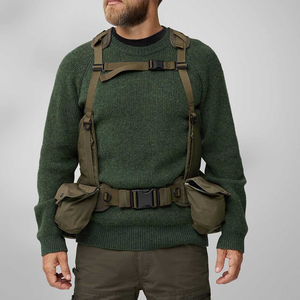 Lappland Vest Pack Fjällräven F23200279-633 Beanies One Size / Dark Olive