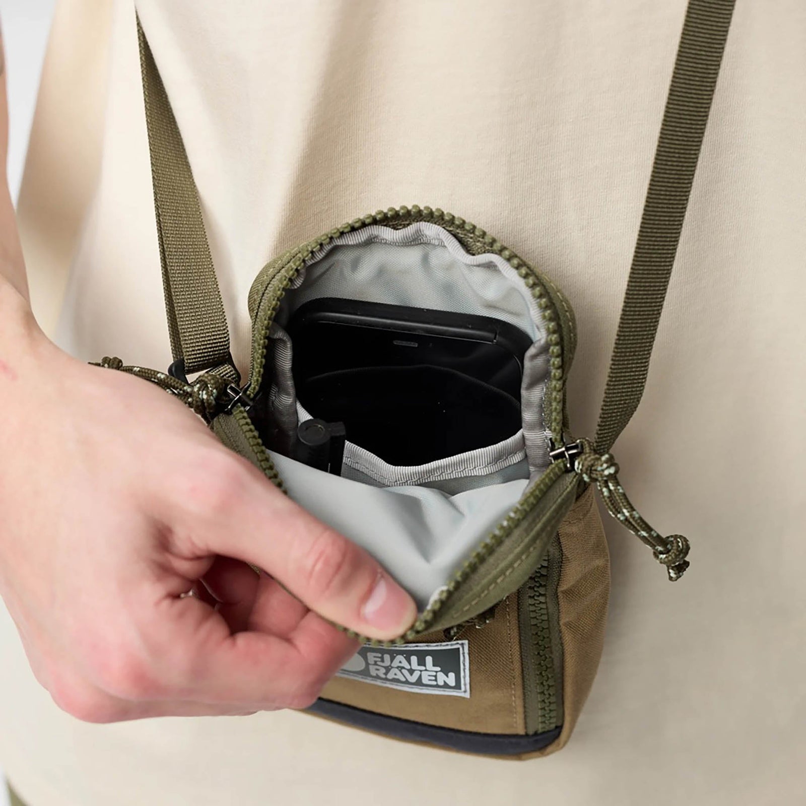 Vardag Pocket Fjällräven F23200338-037-OS Crossbody Bags 1.5L / Coal Black