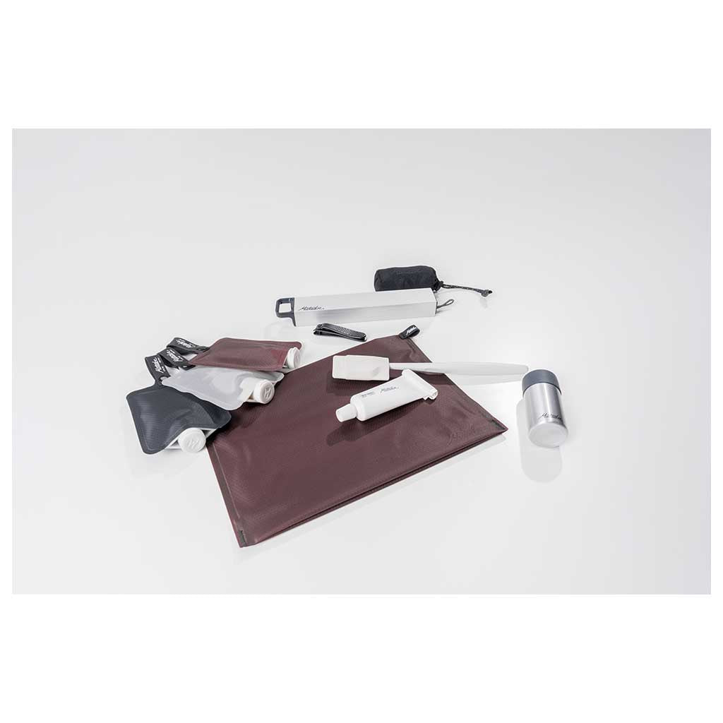 FlatPak Zipper Toiletry Case Matador MATFPZ001R Washbags One Size / Garnet