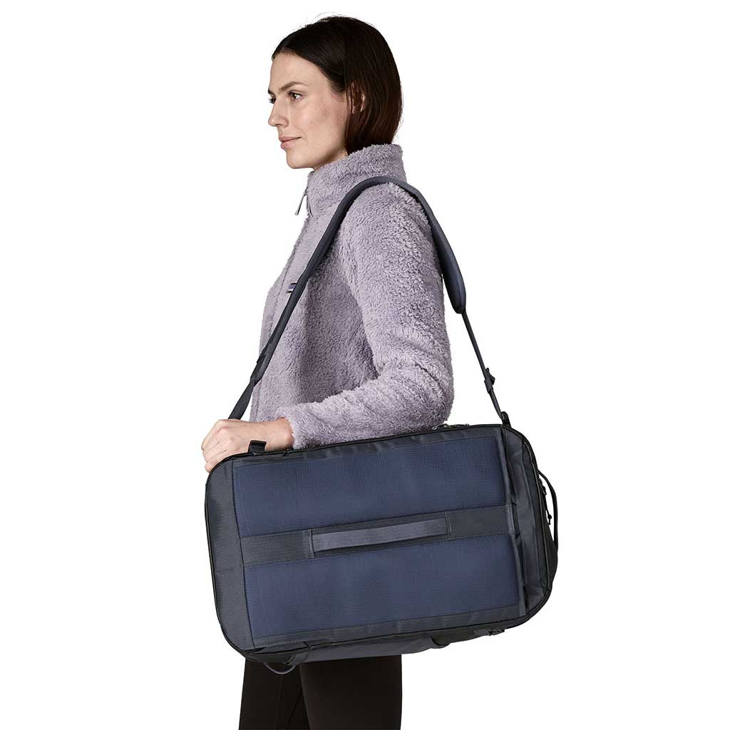 Black Hole Mini MLC Patagonia 49266-SMFO-ALL Backpacks 30L / Smolder Blue/Amanita Red