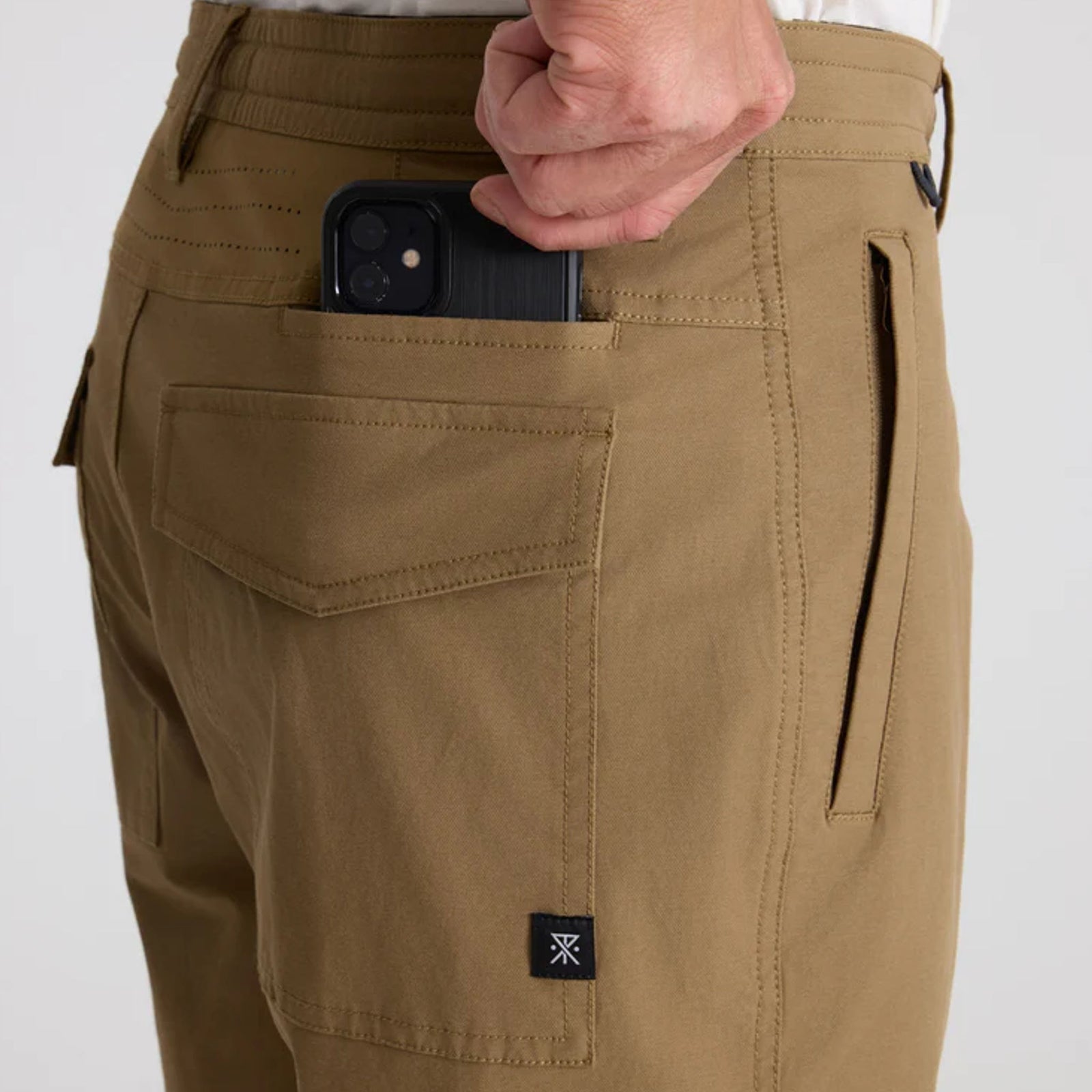 Layover Pro Traveler Short ROARK Men's Shorts