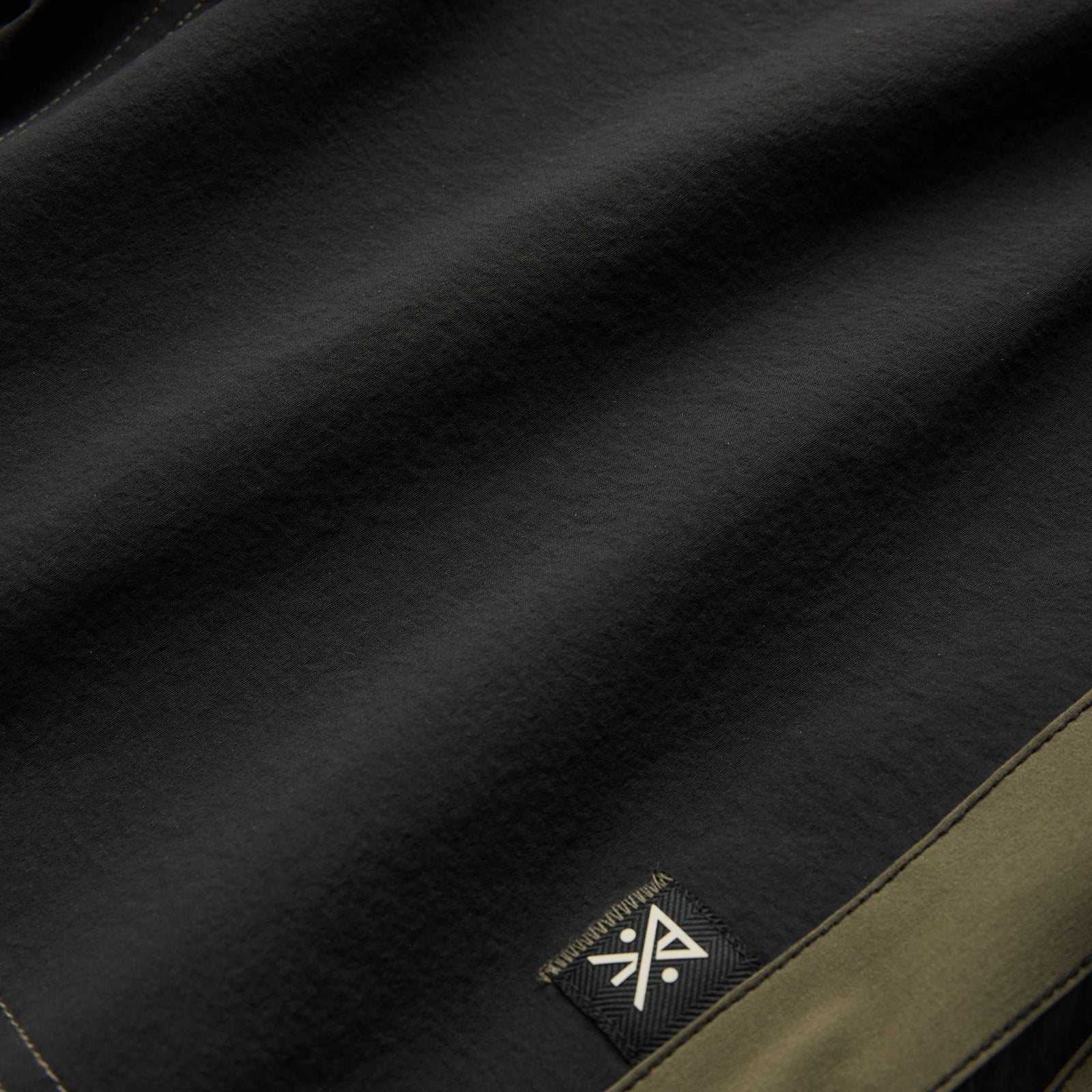 Passage Panel ROARK Men's Shorts