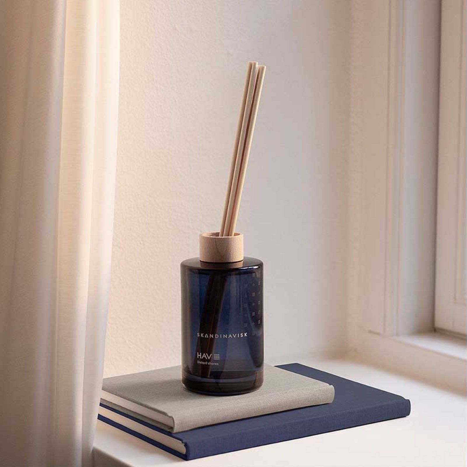 Reed Diffuser 200ml | Hav Skandinavisk 20316 Reed Diffusers 200ml / Hav