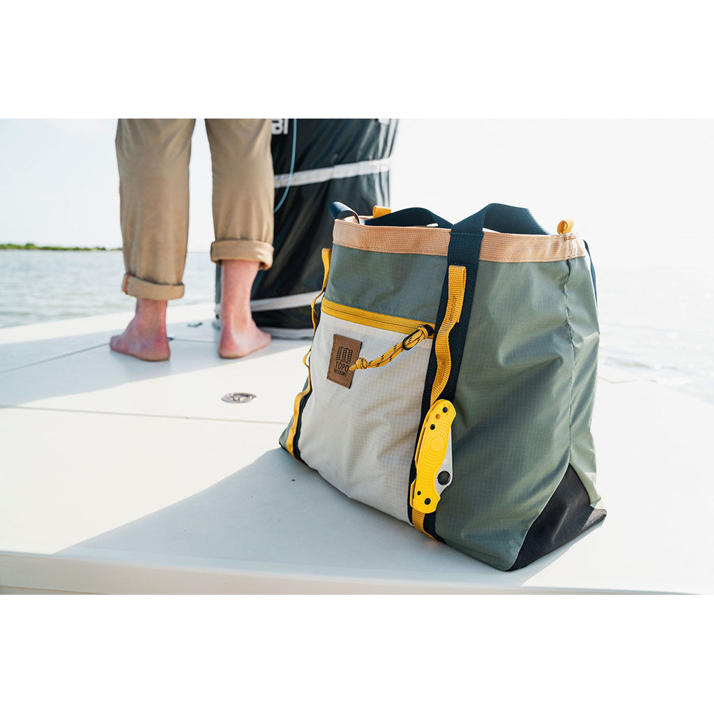 Mountain Utility Tote Topo Designs 932431417 Gear Totes 33L / Midnight/Caribbean