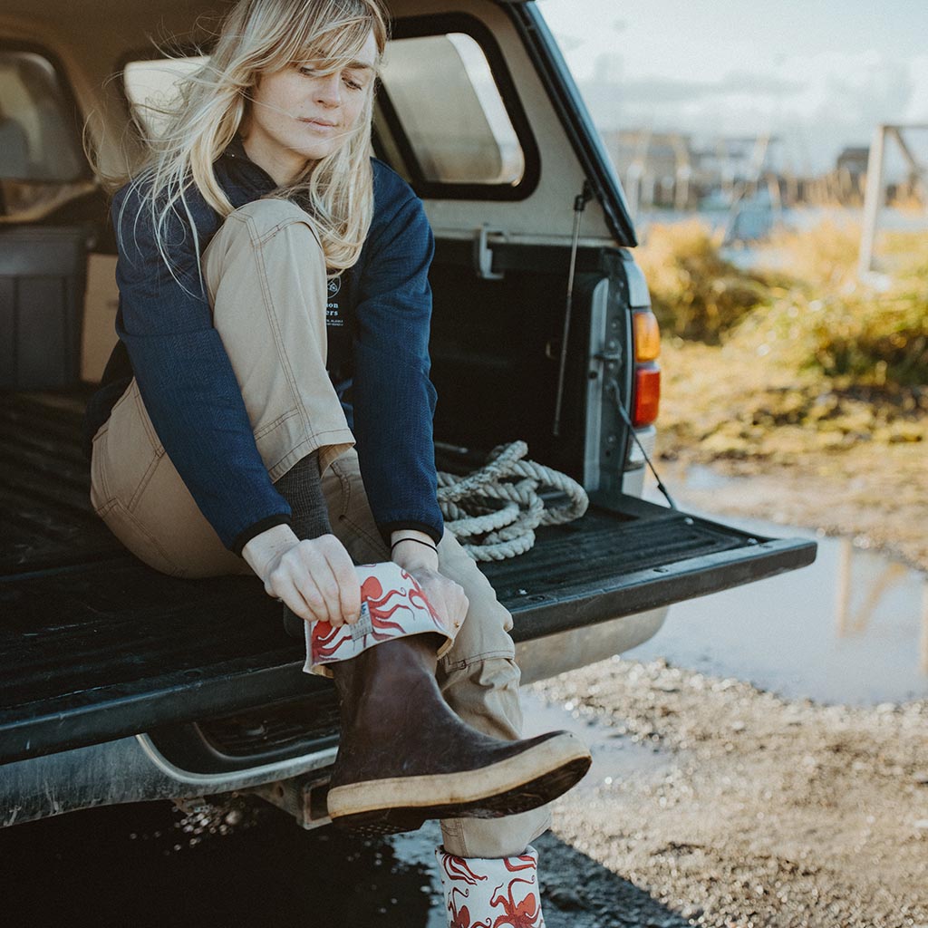 Salmon Sisters 15" Legacy Boot | Women's XTRATUF Wellington Boots