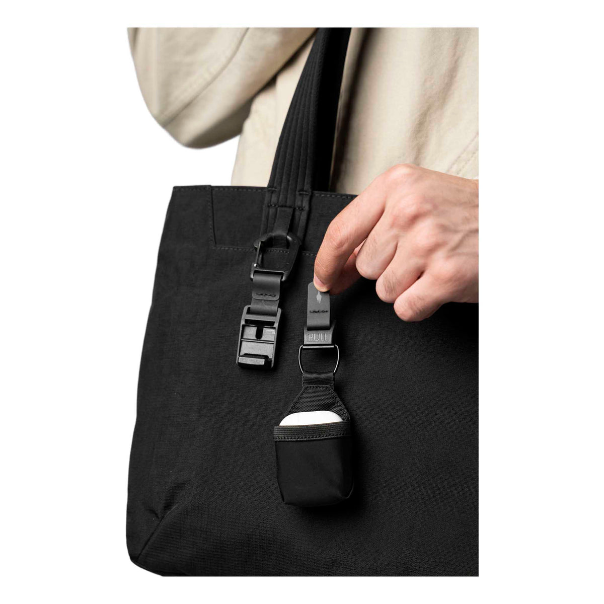 Flight Tote (S)