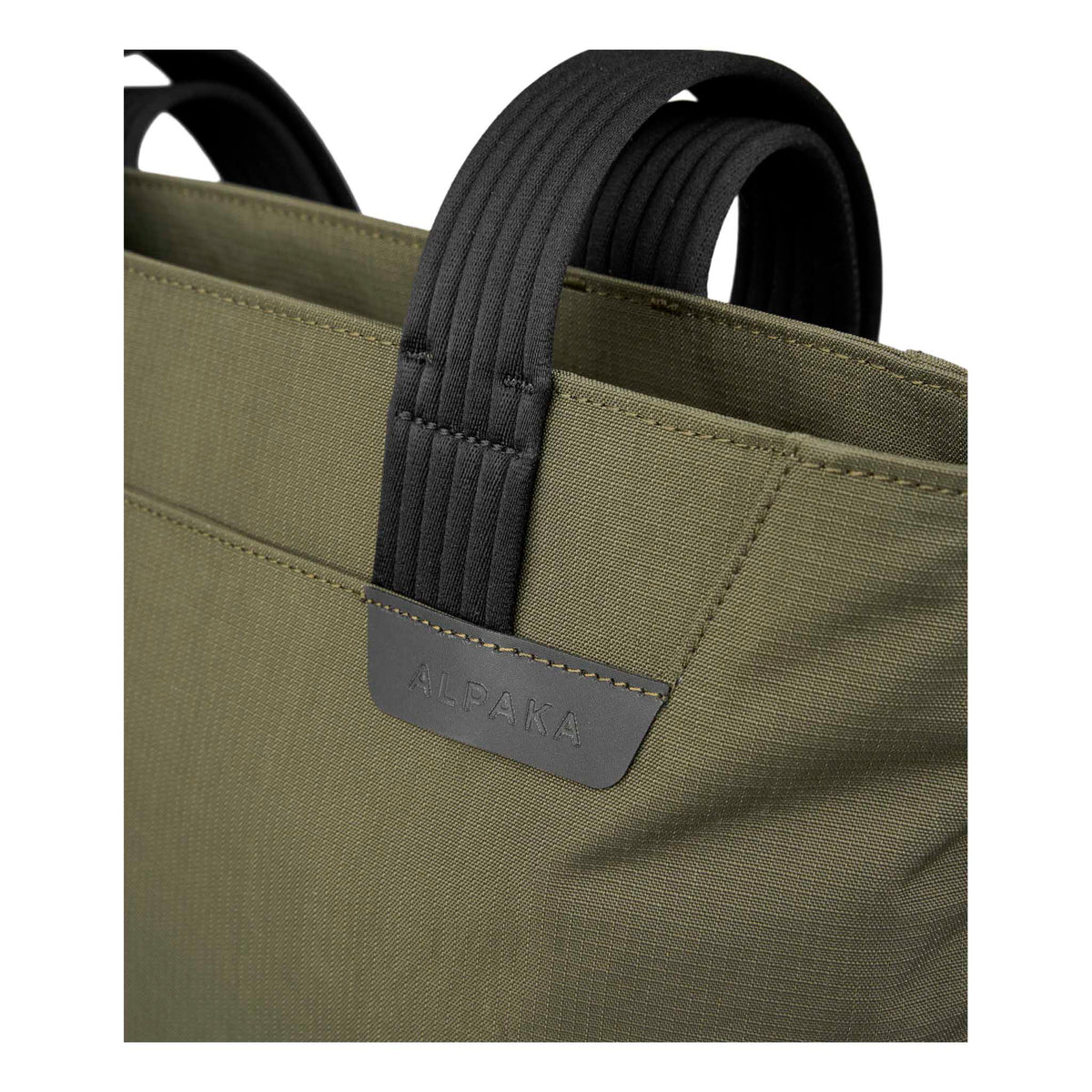 Flight Tote (S)