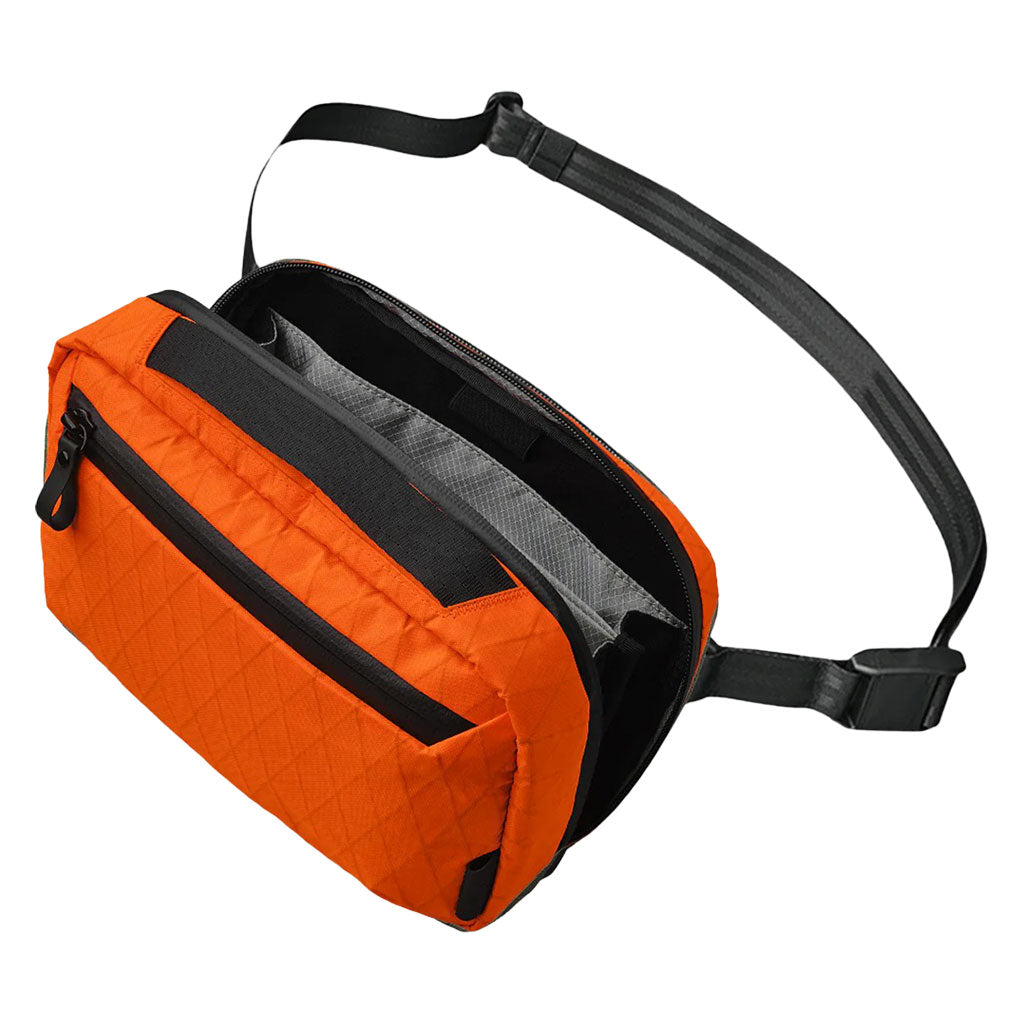 Elements Tech Case Max Alpaka AD010330704 Tech Pouches 2.8L / Hot Orange | X-Pac VX25