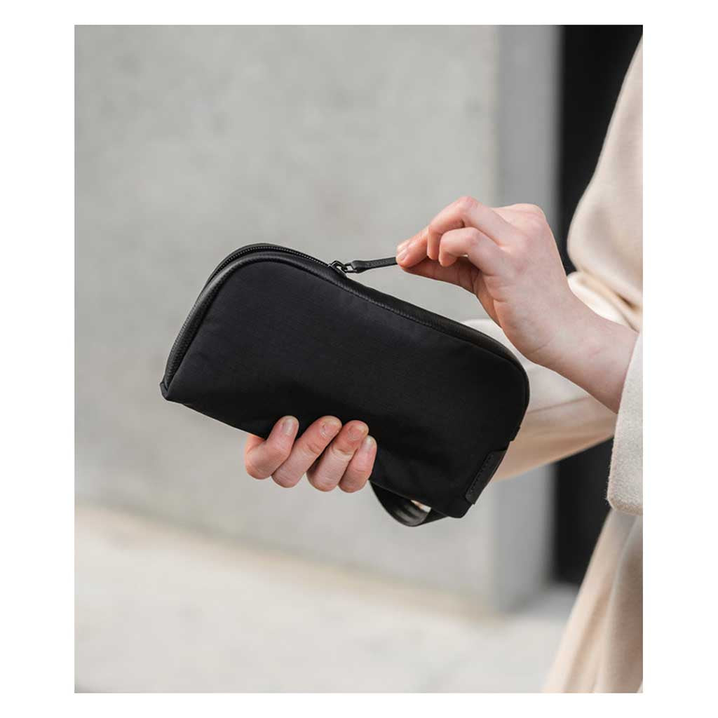 Flight Pouch Alpaka AA010510118 Pouches 300ml / Black | Axoflux 210D