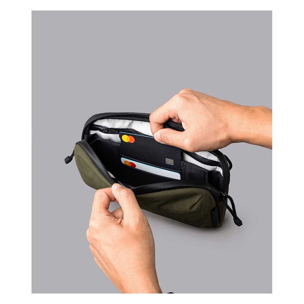 Flight Pouch Pro Alpaka AA010810524 Pouches 0.7L / Green | Axoflux 400D