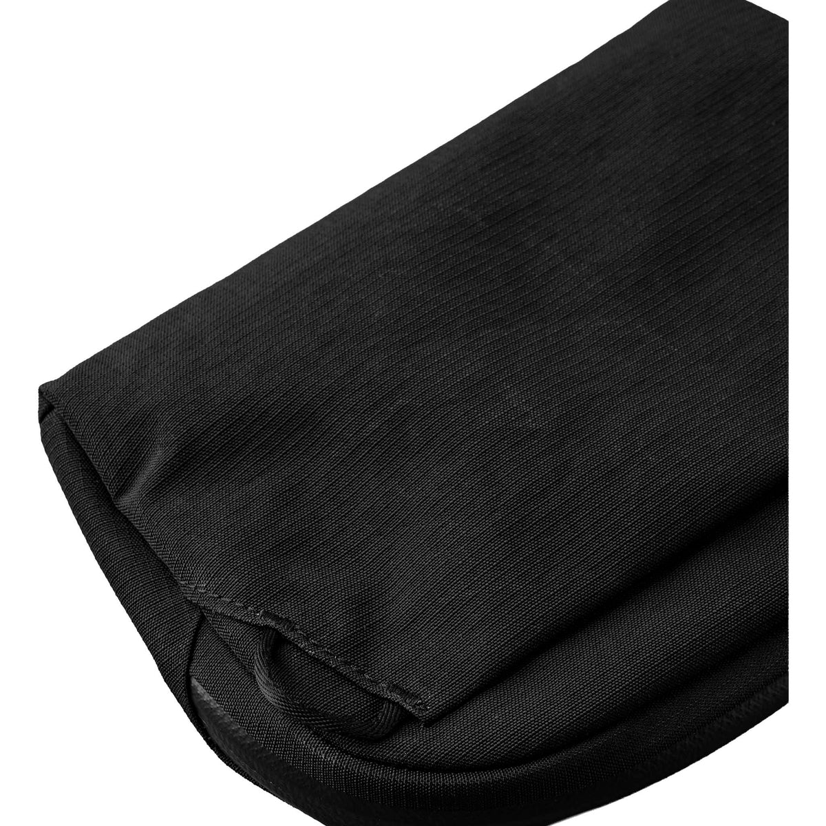 Flight Sling 1L Alpaka AA010530124 Sling Bags 1L / Black | Axoflux 400D