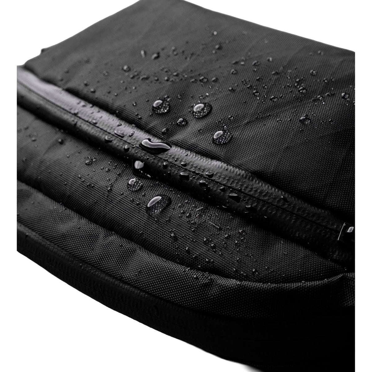 Flight Sling 1L Alpaka AA010530106 Sling Bags 1L / Black | X-Pac VX42