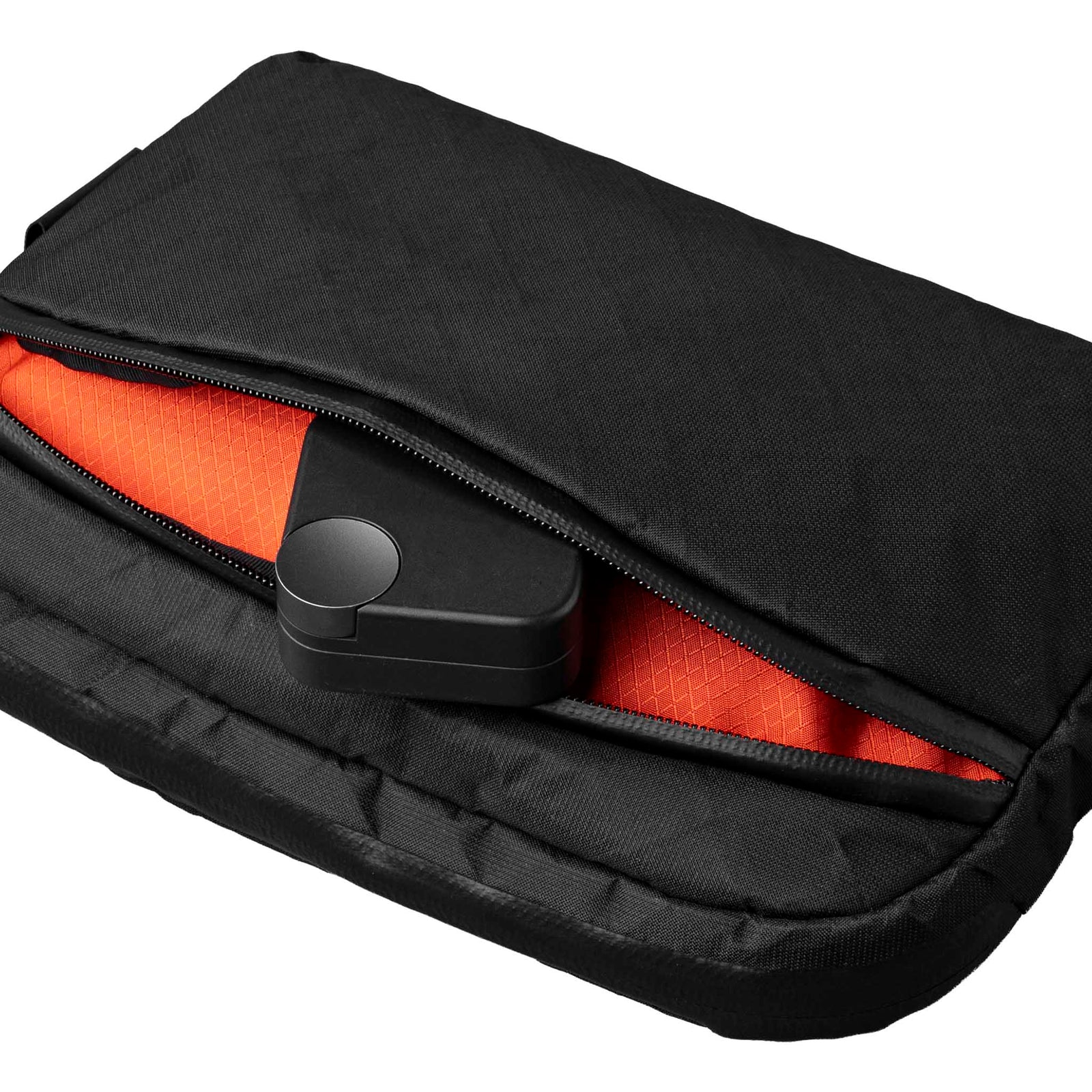 Flight Sling 2L Alpaka AA010460130 Sling Bags 2L / Black Ultradyne 100D