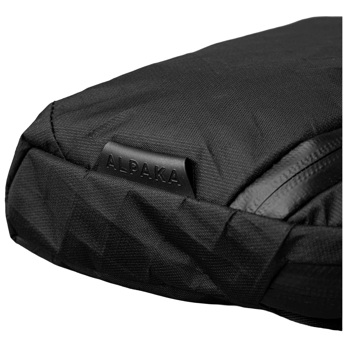 Flight Sling 2L Alpaka AA010460130 Sling Bags 2L / Black Ultradyne 100D