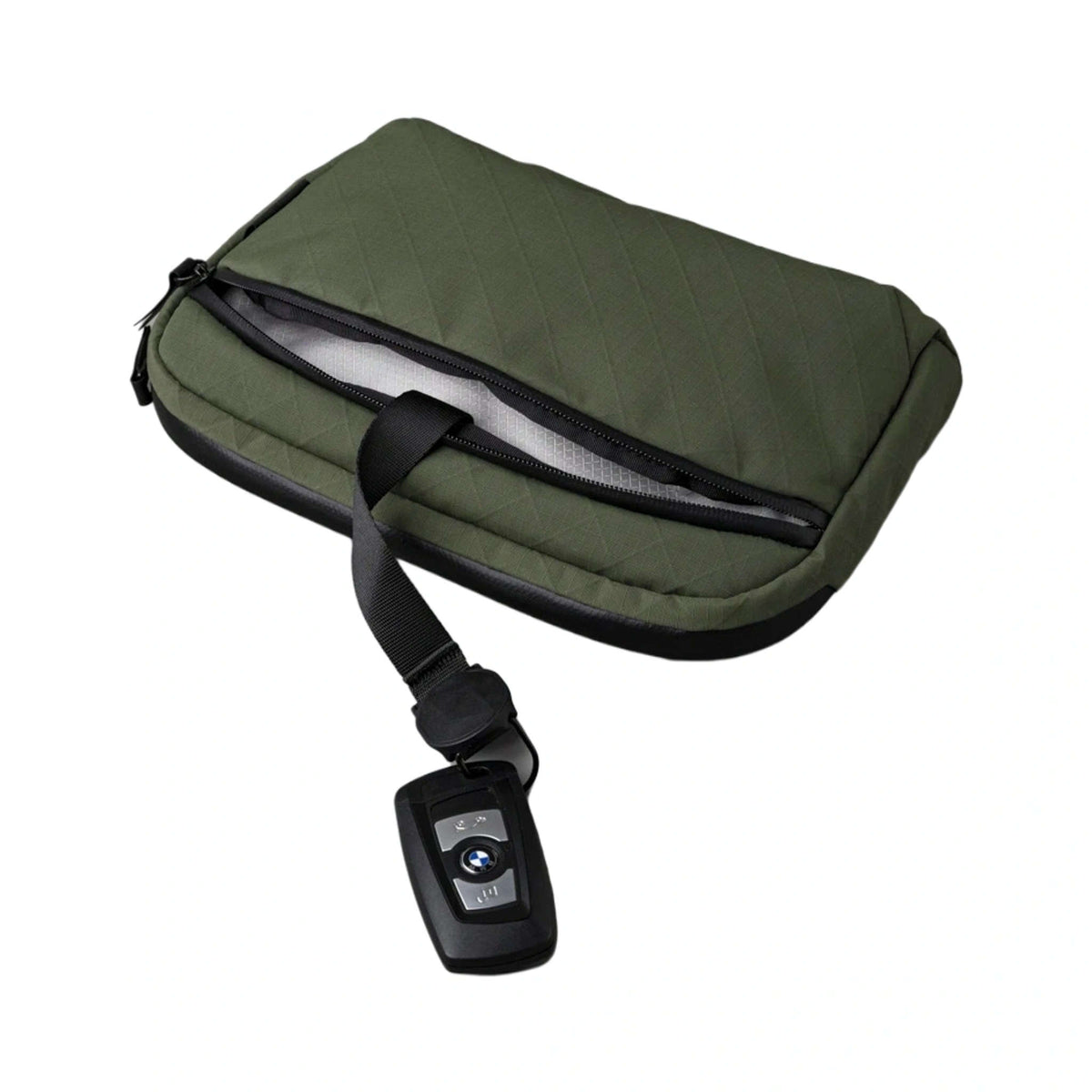 Flight Sling 2L Alpaka AA010460526 Sling Bags 2L / Green | Axogrid 210D