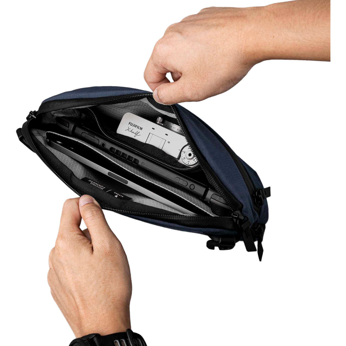 Flight Sling Pro Alpaka AA010870624 Sling Bags 2.5L / Moonlight Blue Axoflux 400D Ripstop Nylon