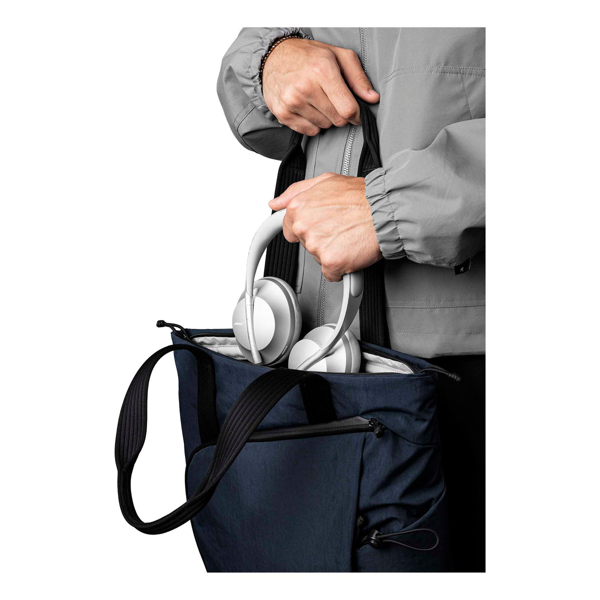 Flow Totepack Alpaka AA010850624 Tote Bags 14L / Blue | Axoflux 400D Washed Nylon