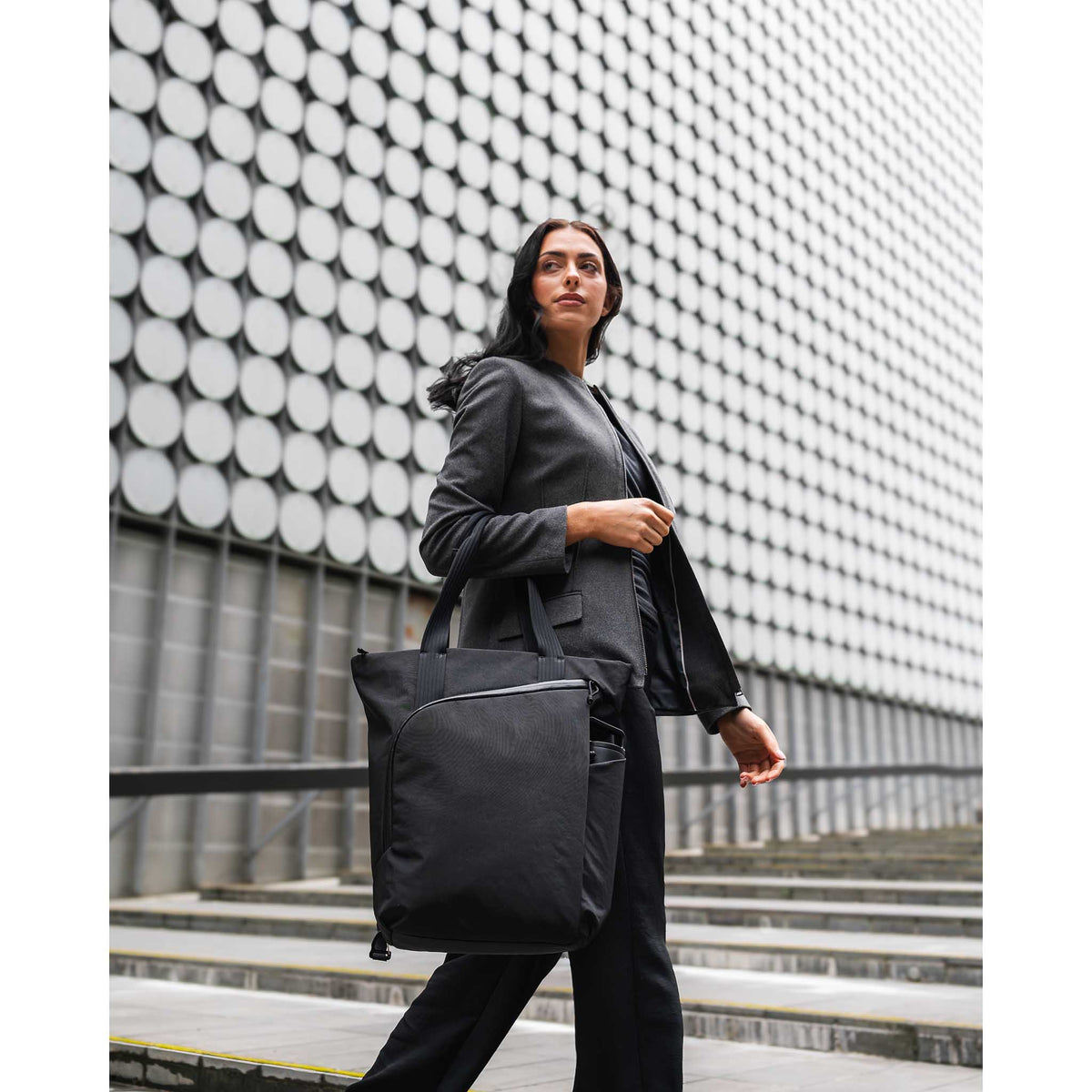 Flow Totepack Alpaka AA010850624 Tote Bags 14L / Blue | Axoflux 400D Washed Nylon