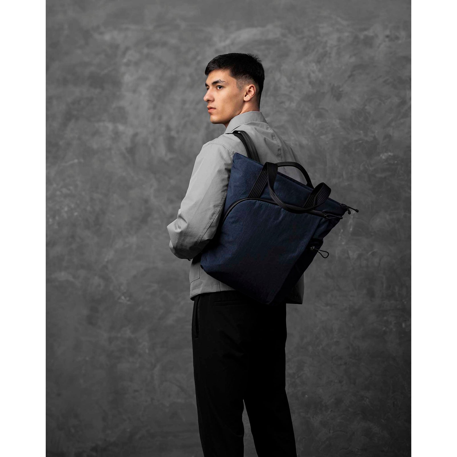 Flow Totepack Alpaka AA010850624 Tote Bags 14L / Blue | Axoflux 400D Washed Nylon