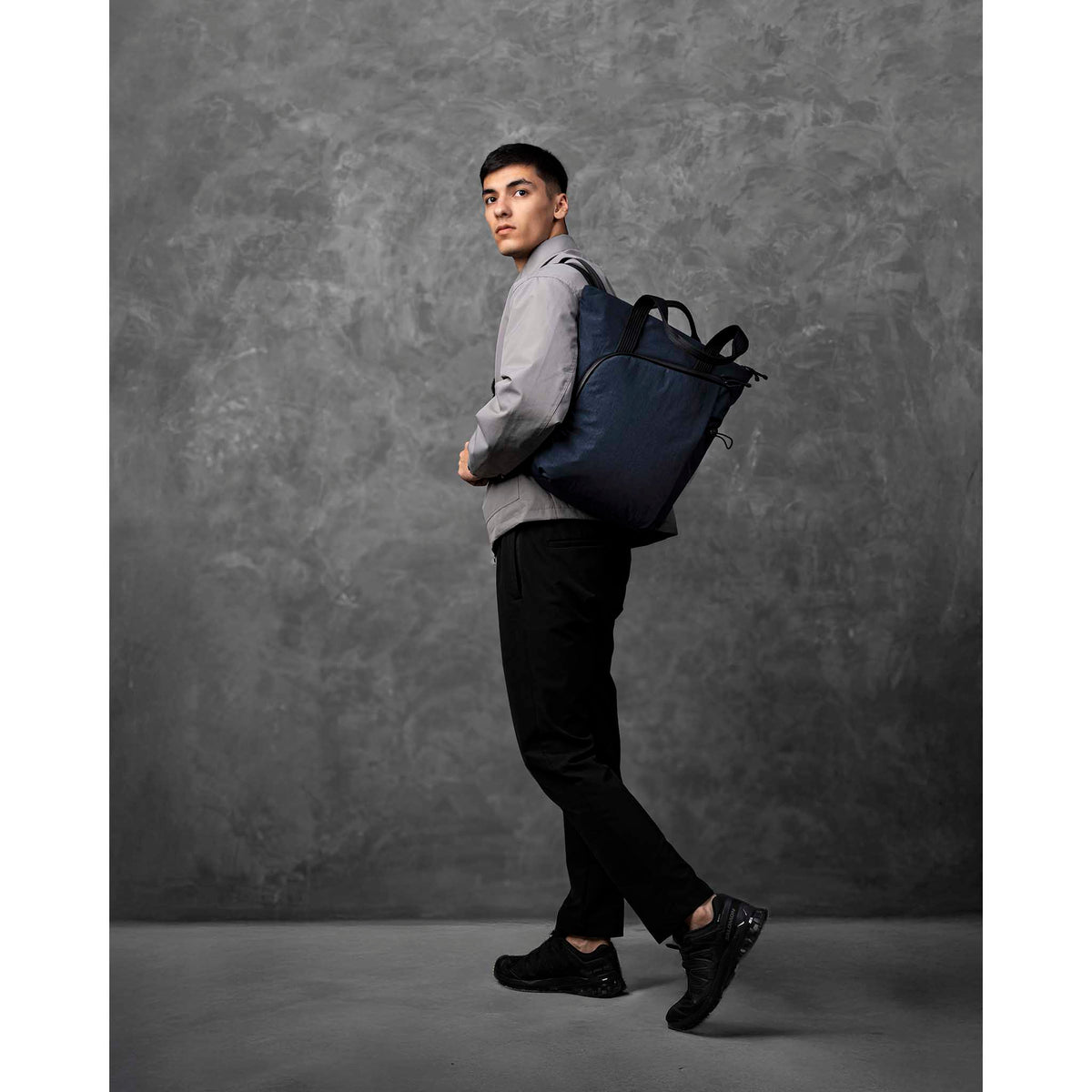 Flow Totepack Alpaka AA010850624 Tote Bags 14L / Blue | Axoflux 400D Washed Nylon