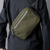 Go Sling Mini v2 Alpaka AA010480521 Sling Bags 5L / Army Green | Axoflux 300D