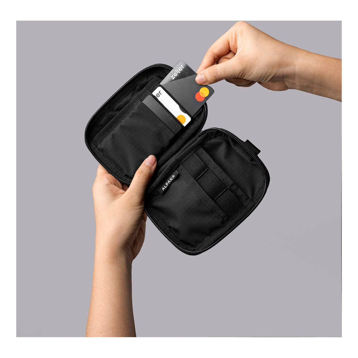 HUB Pouch V2 Alpaka AD010880118 Pouches One Size / Black | Axoflux 210D
