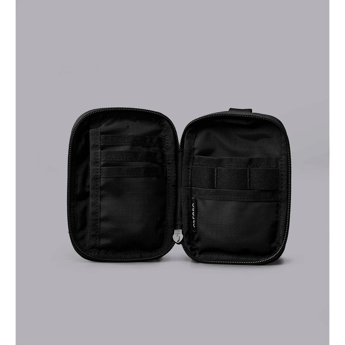 HUB Pouch V2 Alpaka AD010880118 Pouches One Size / Black | Axoflux 210D