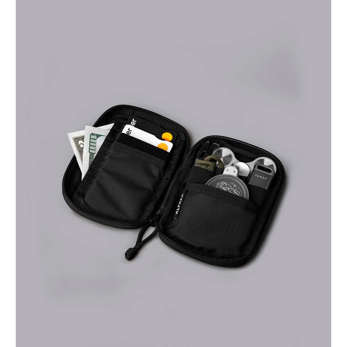 HUB Pouch V2 Alpaka AD010880118 Pouches One Size / Black | Axoflux 210D