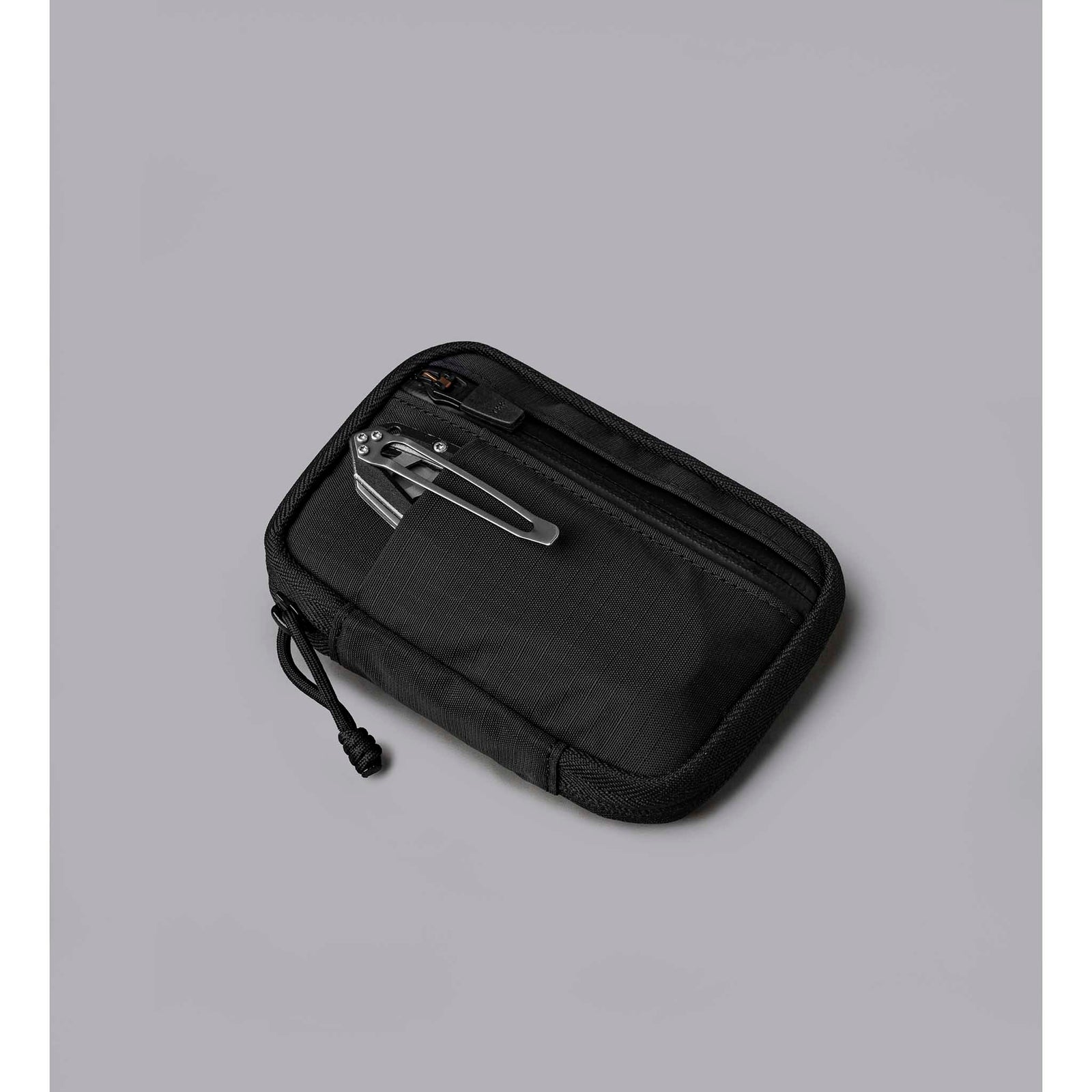 HUB Pouch V2 Alpaka AD010880118 Pouches One Size / Black | Axoflux 210D