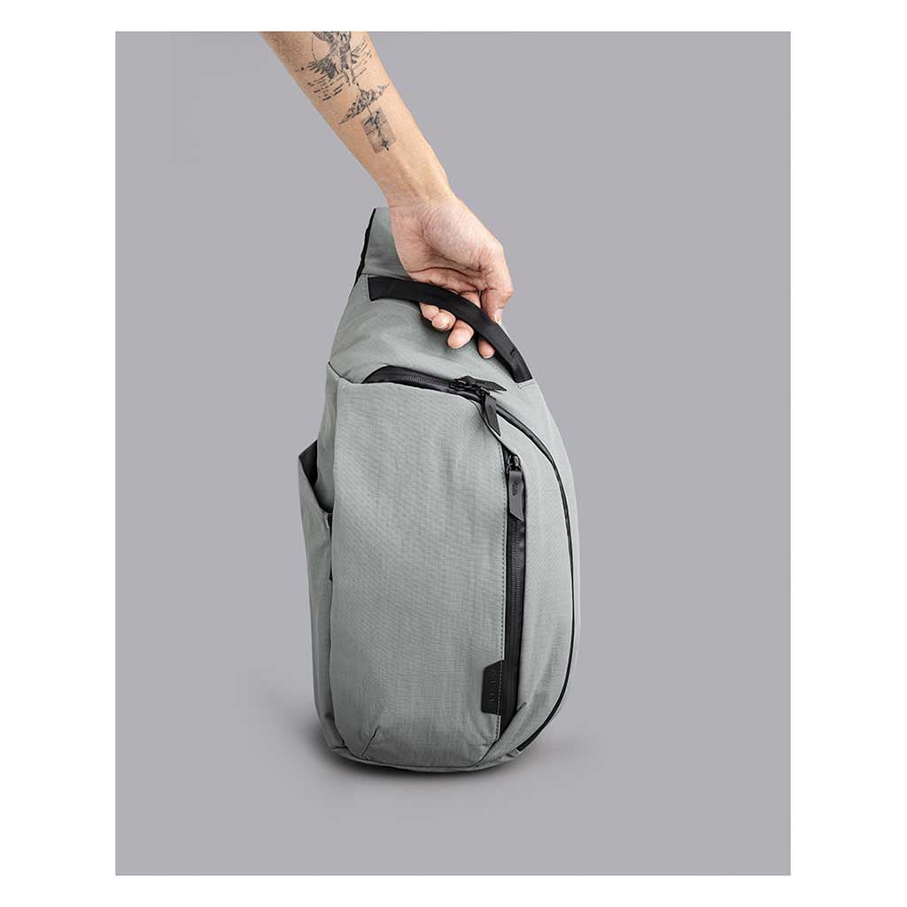 Metro Crossbody | Left Shoulder Alpaka AA010550218 Sling Bags One Size / Grey | Axoflux 210D