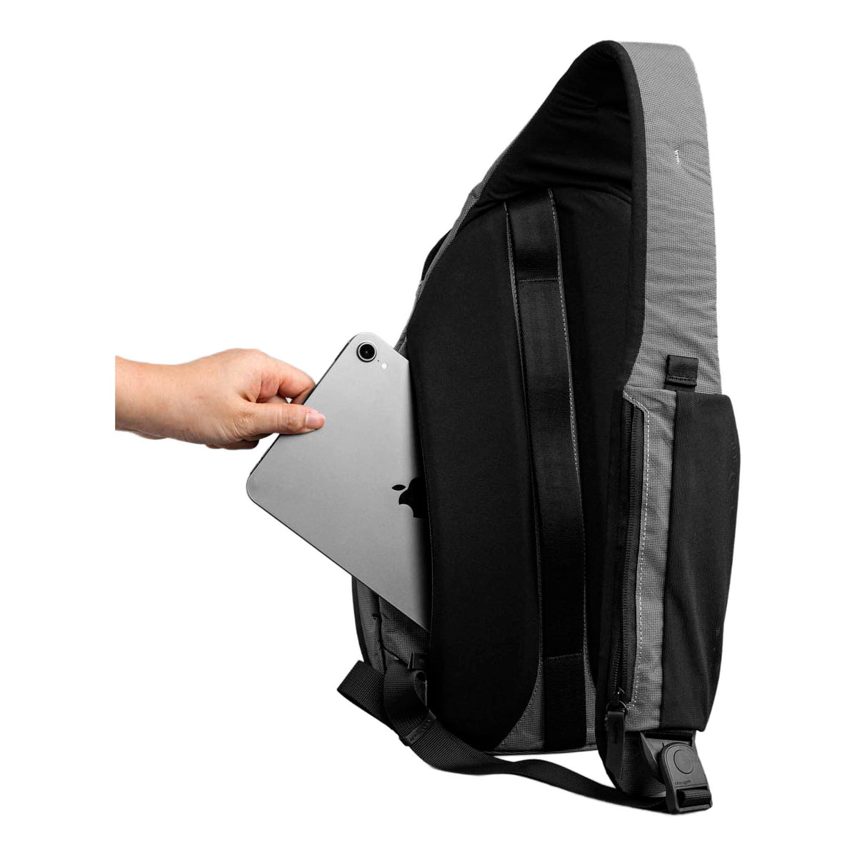 Metro Crossbody | Left Shoulder Alpaka AA010550230 Sling Bags One Size / Grey Ultradyne 100D
