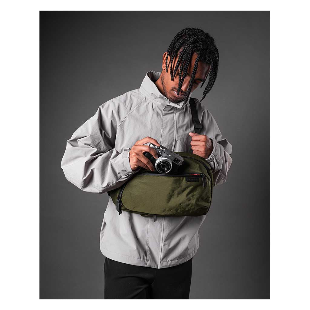 Metro Crossbody | Left Shoulder Alpaka AA010550507 Sling Bags One Size / Olive Green | X-Pac X42