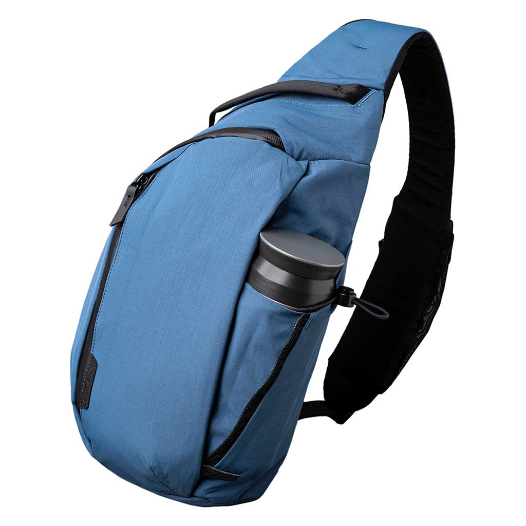 Metro Crossbody | Right Shoulder Alpaka AA010560618 Sling Bags One Size / Blue | Axoflux 210D