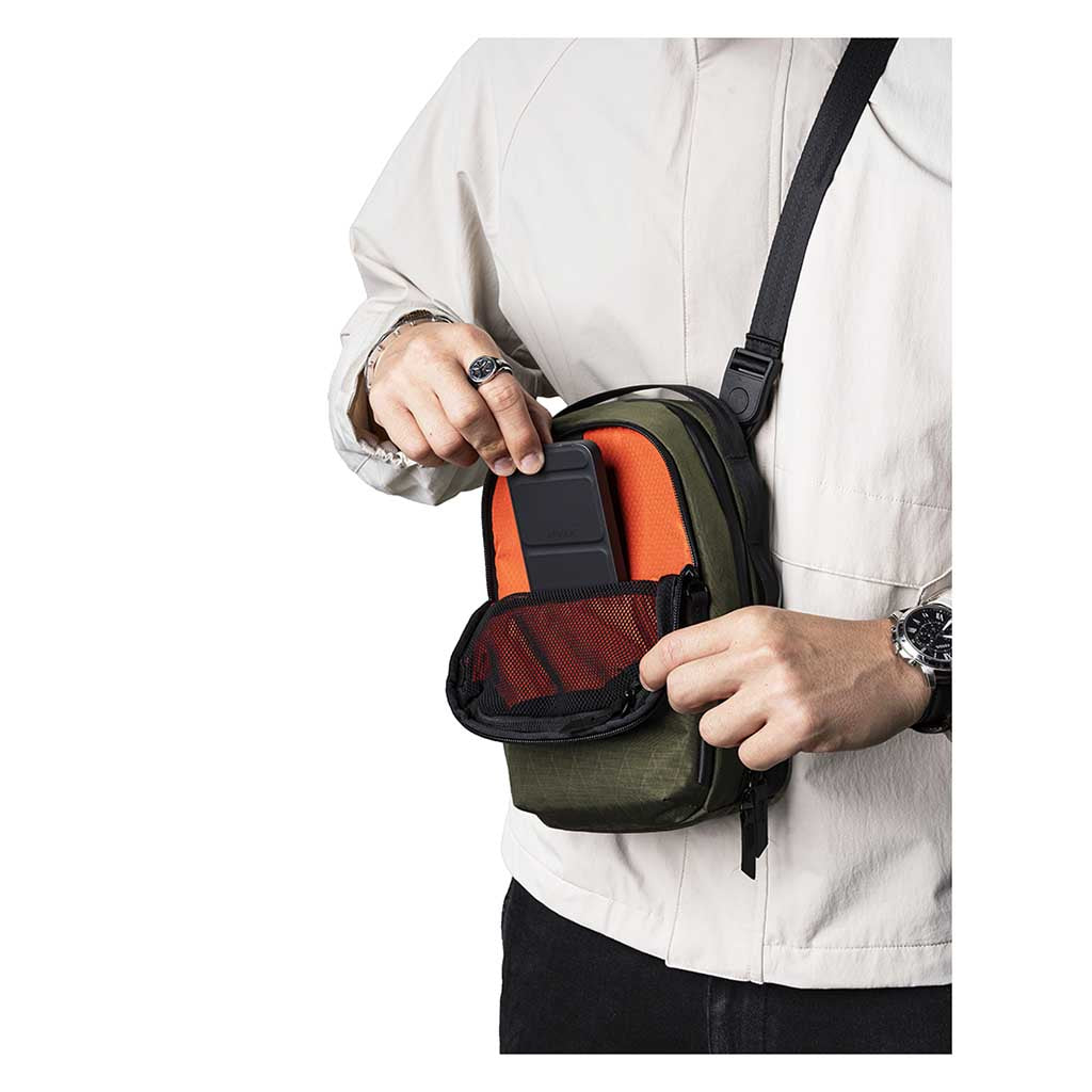Metro Sling Max Alpaka AD010670506 Sling Bags 3L / Olive Green | X-Pac X42