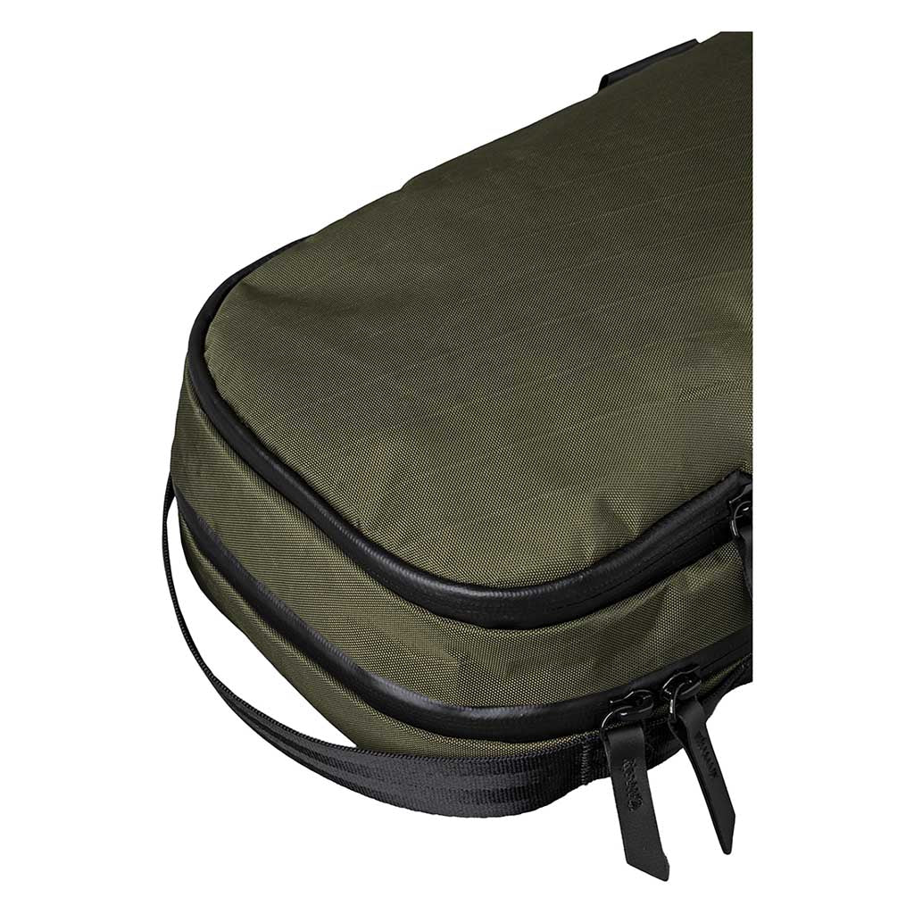 Metro Sling Max Alpaka AD010670506 Sling Bags 3L / Olive Green | X-Pac X42