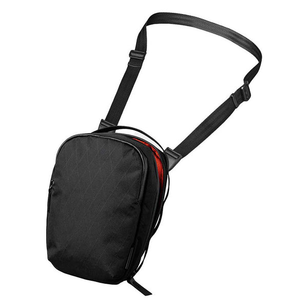 Metro Sling V2 Alpaka AD010630106 Sling Bags 2.5L / Black | X-Pac VX42