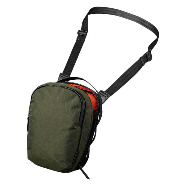 Metro Sling V2 Alpaka AD010630507 Sling Bags 2.5L / Olive Green | X-Pac X42
