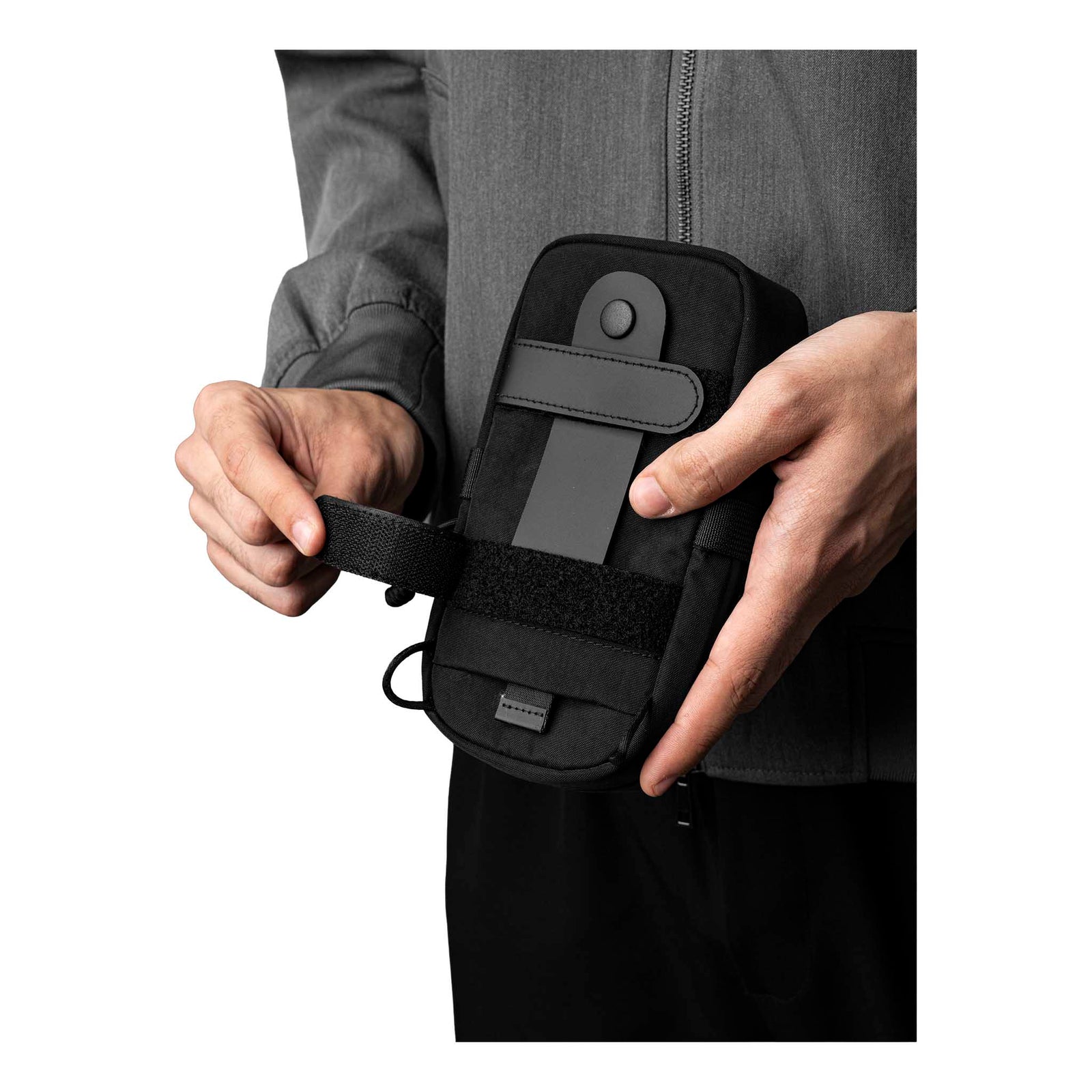 Modular Shoulder Pocket Max Alpaka AD010930131 Phone Pockets Max / Black | Axoflux 400D Washed Nylon