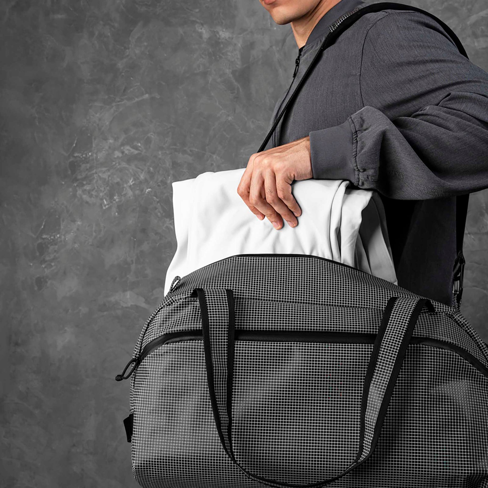Momentum Duffle Alpaka AD010940232 Duffle Bags 35L / Axodyne Hybrid Grey