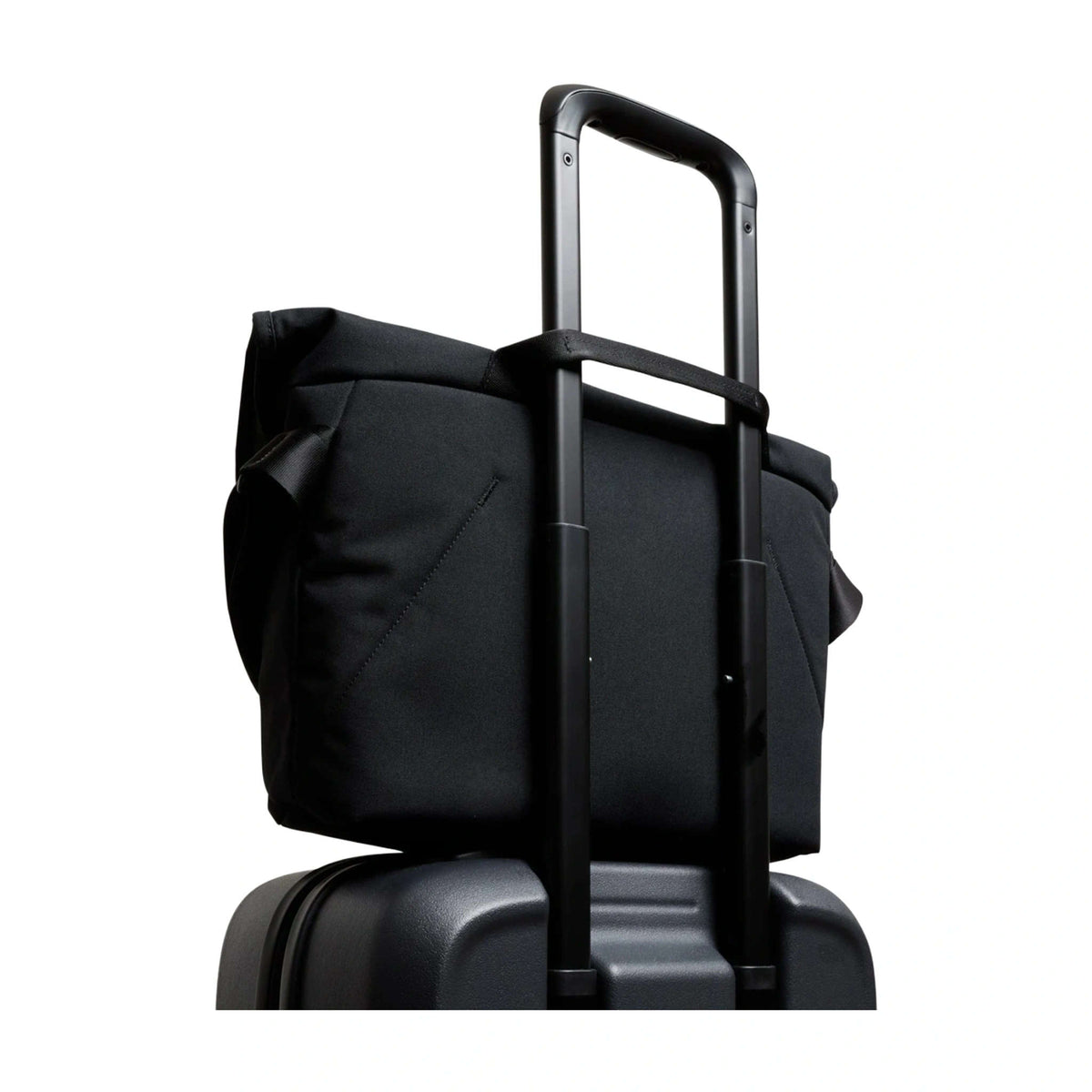 Classic Messenger Bellroy BCYA-BLK-244 Messenger Bags 13L / Black