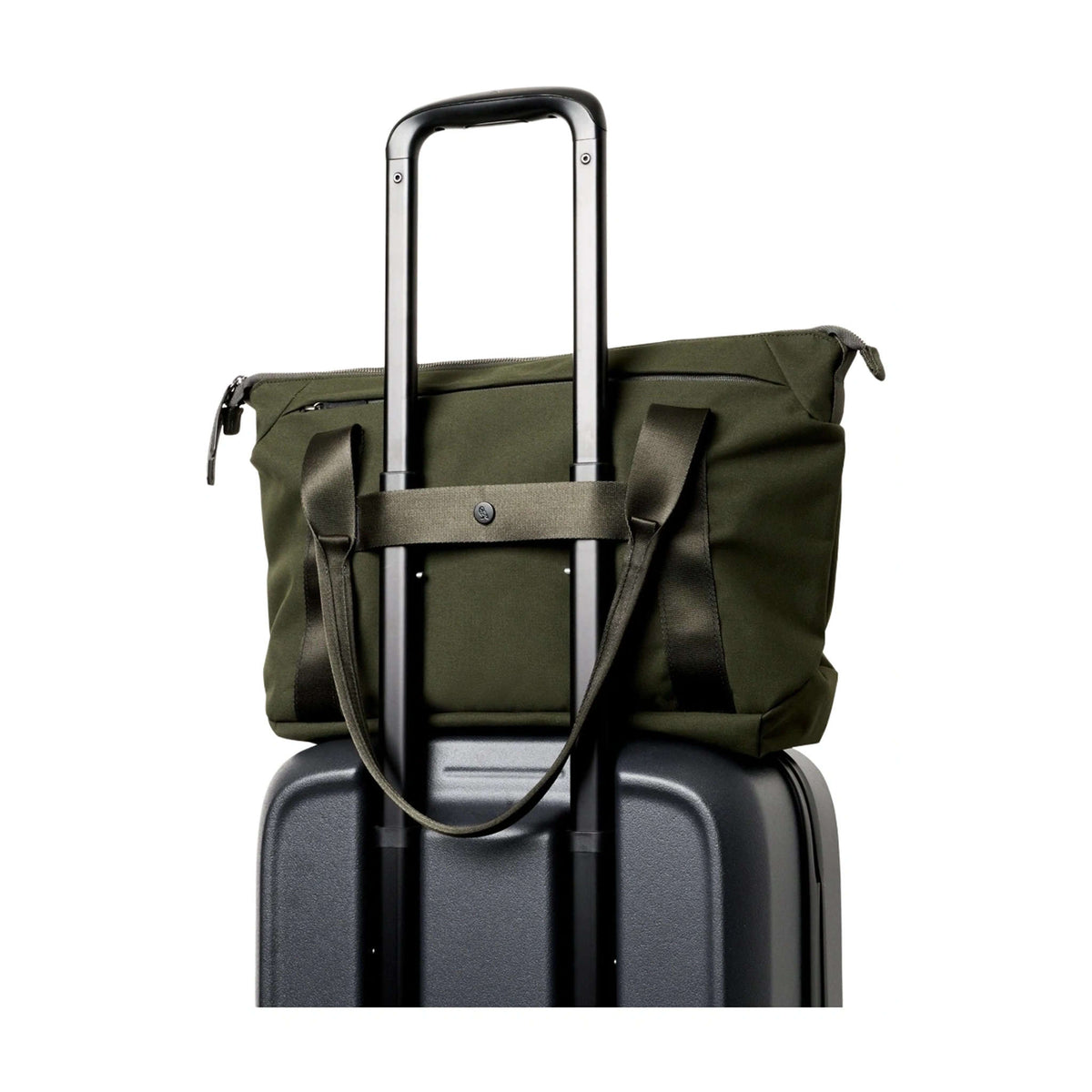 Classic Tote (Second Edition) Bellroy BCDA-OLI-244 Tote Bags 16L / Olive