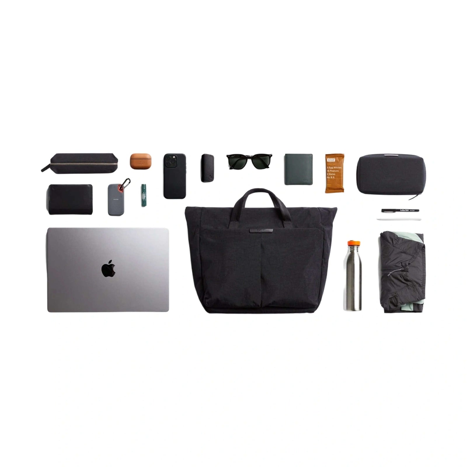 Tokyo Messenger Bag 14" Bellroy BTYA-RVN-213 Messenger Bags 14L / Raven